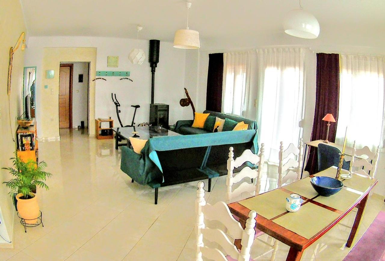 Philoanesi Apartment Neokesaria Екстериор снимка